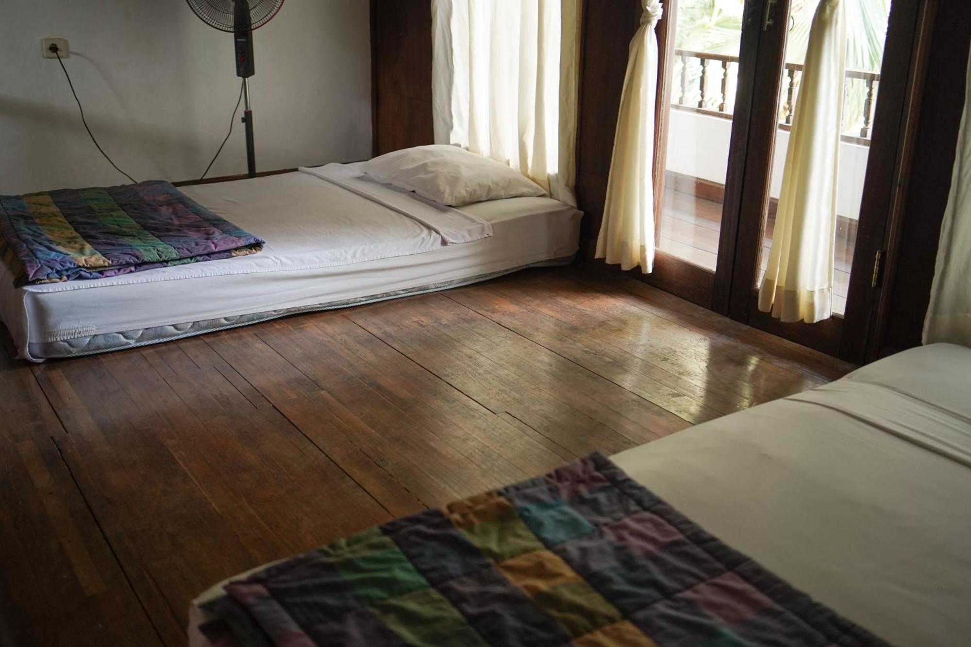 Apa Kabar Villas アメッド エクステリア 写真