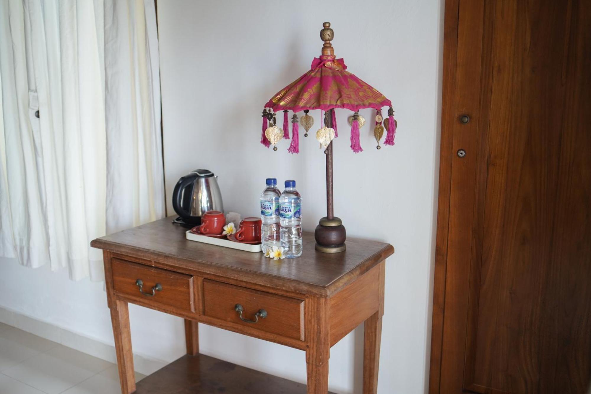 Apa Kabar Villas アメッド エクステリア 写真